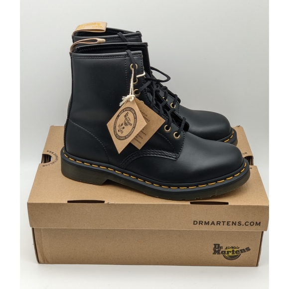 🆕DR. MARTENS Vegan 1460-9 - Picture 11 of 16